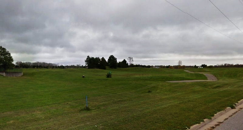 Links at Birch Run - Street View (newer photo)